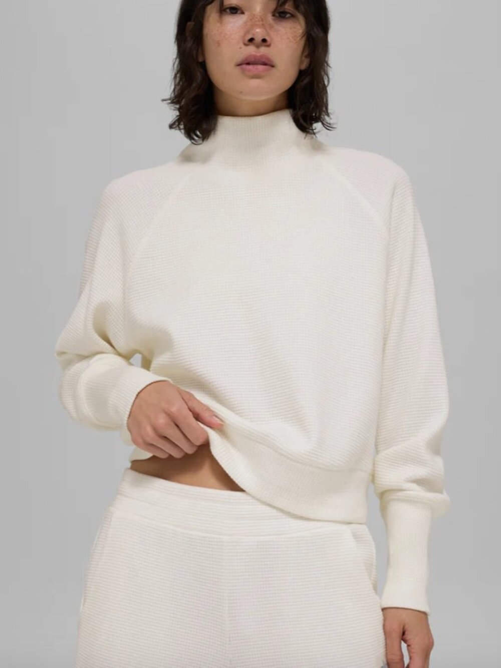 ALO Waffle Weekend Escape Mock Neck Long Sleeve, Ivory, size XS